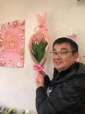 チューリップのキャンディー包み 花屋ブログ 山形県上山市の花屋 いなげ花店にフラワーギフトはお任せください 当店は 安心と信頼の花 キューピット加盟店です 花キューピットタウン